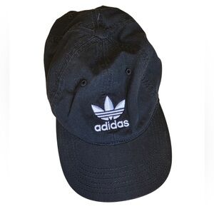 Adidas Women’s Adjustable Black and White Logo Cap!